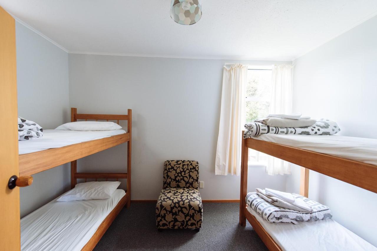 Kowhai Flat Pounawea Екстер'єр фото
